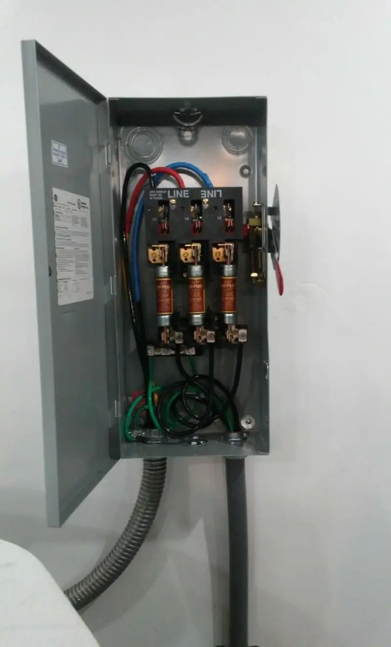 Three-phase disconnect switch installed for Electrical Wiring & Rewiring in Prairie du Chien